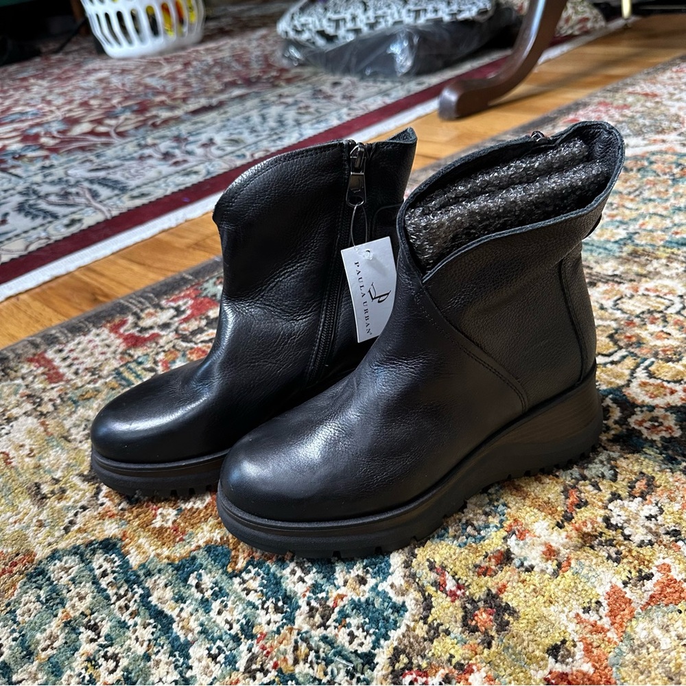 Paula urban leather wedge boots
